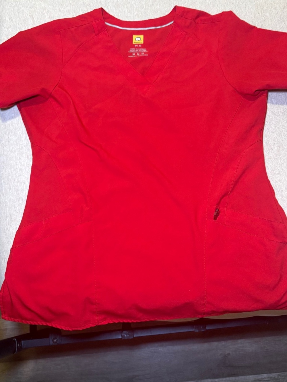 **2 PEICE LOT - WonderWink & Med Couture Red Scrub Top Bundle Women's Medium